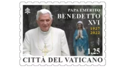 Correios do Vaticano lancam selo comemorativo de Bento XVI