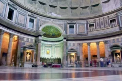 1084px Roma Pantheon 001 700x465 1