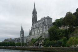 1080px Sanctuary of Our Lady of Lourdes 9 August 2019 768x512 1