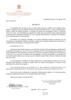 decreto sobre scv luis fernando figari 250x354 1