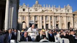 Nao rezem como os papagaios aconselha Papa Francisco 4