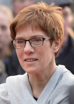 800px Annegret Kramp Karrenbauer 2016 cropped 700x979 1